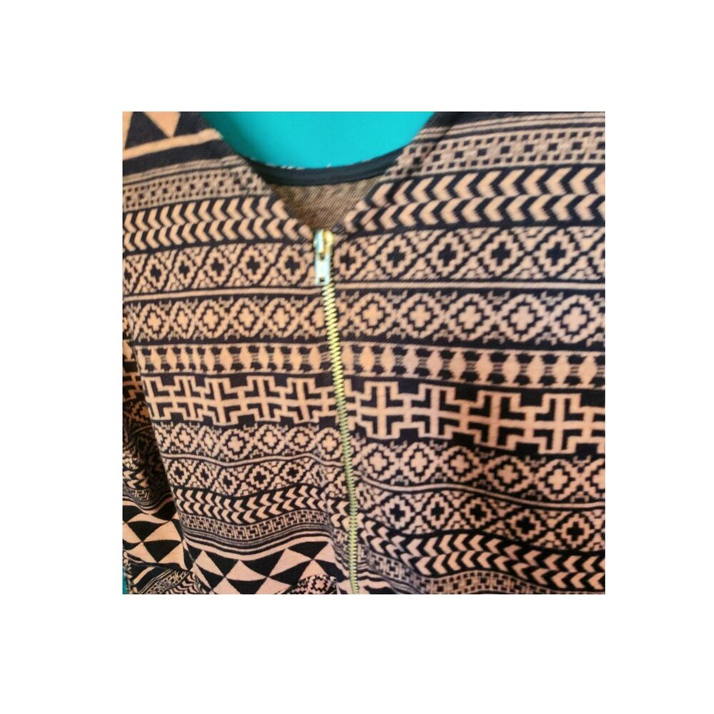 City Triangles Dress Plus 16 Navy Pink Deco Print Knit V-Neck Back Short Sleeve - Picture 10 of 10
